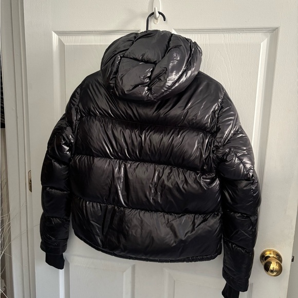 Aritzia Super Puff Black Glossy - Picture 3 of 10